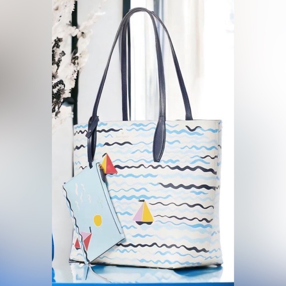 Kate Spade NWT Novelty 2FER Set Sail Large Tote & Detachable Wristlet.